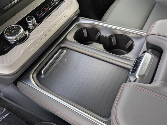new 2025 Ford Expedition car