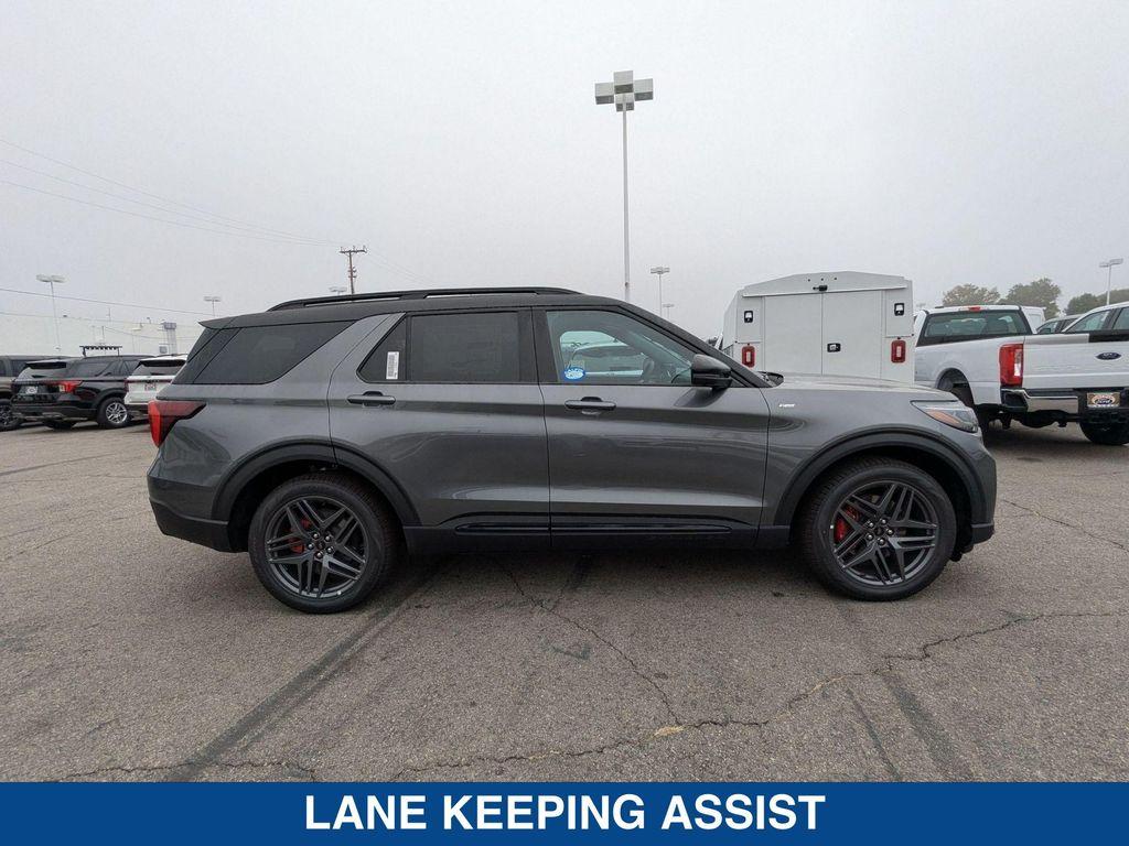 new 2025 Ford Explorer car, priced at $55,130