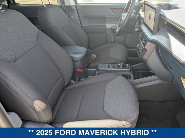 new 2025 Ford Maverick car, priced at $30,015