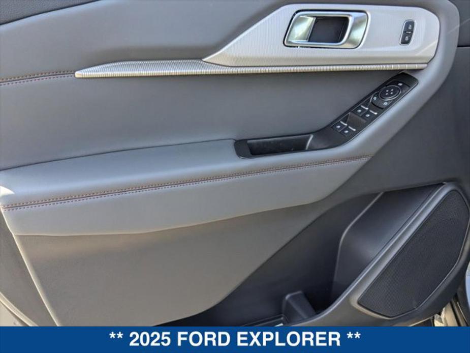 new 2025 Ford Explorer car, priced at $43,350