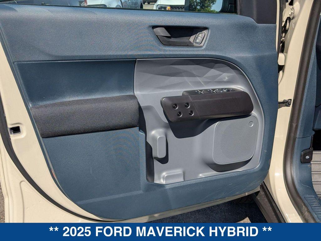 new 2025 Ford Maverick car, priced at $31,320