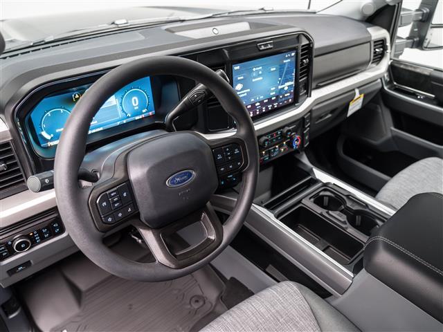 new 2025 Ford F-250 car