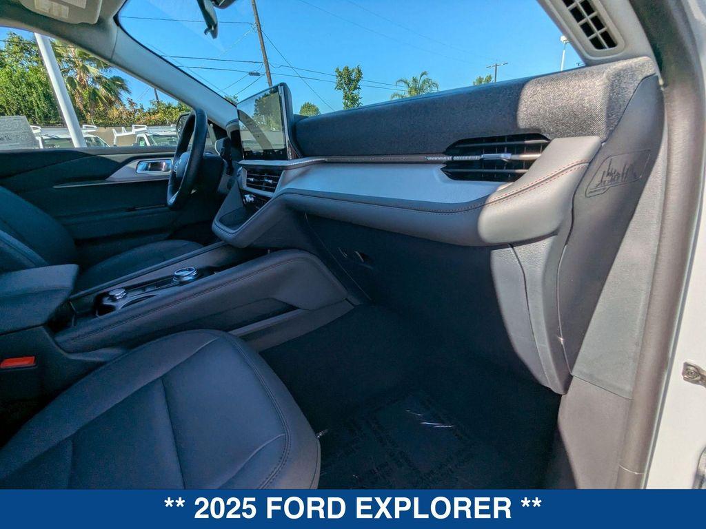 new 2025 Ford Explorer car, priced at $45,865
