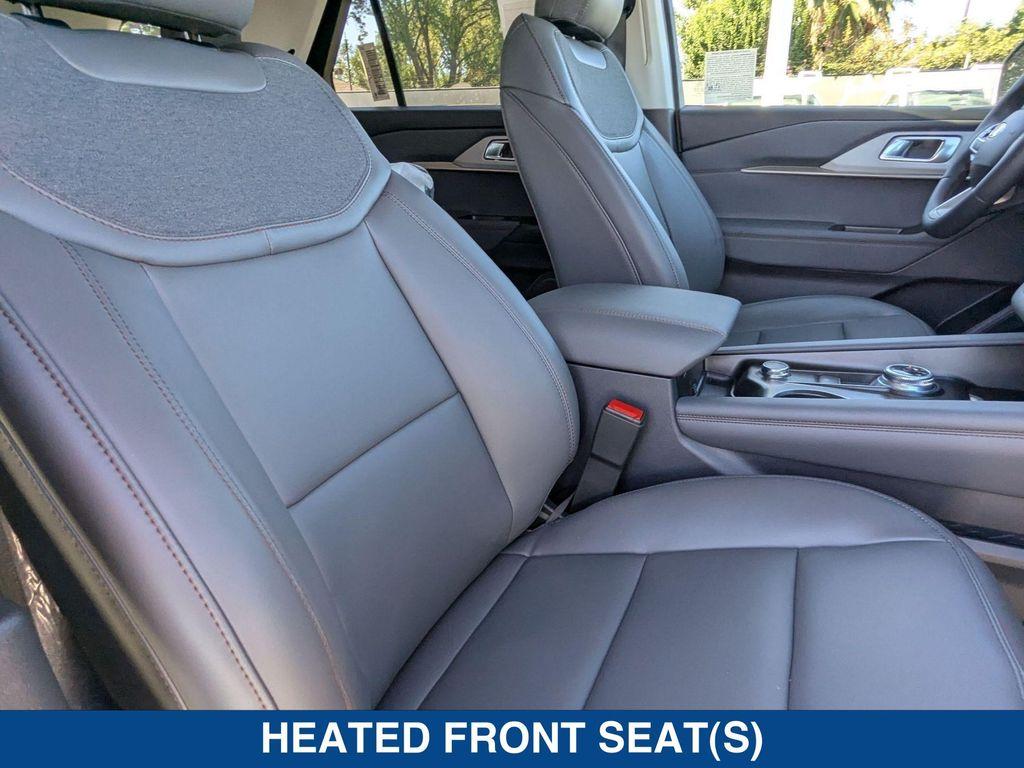 new 2025 Ford Explorer car, priced at $46,220