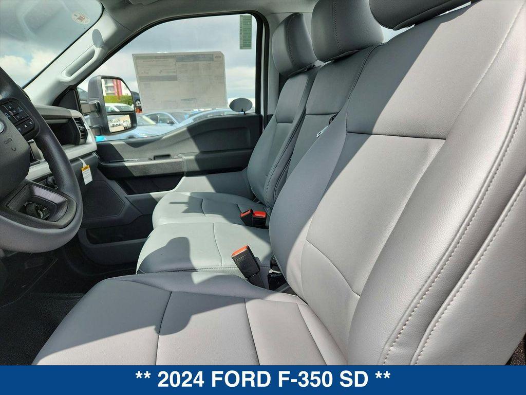 new 2024 Ford F-350 car, priced at $48,570