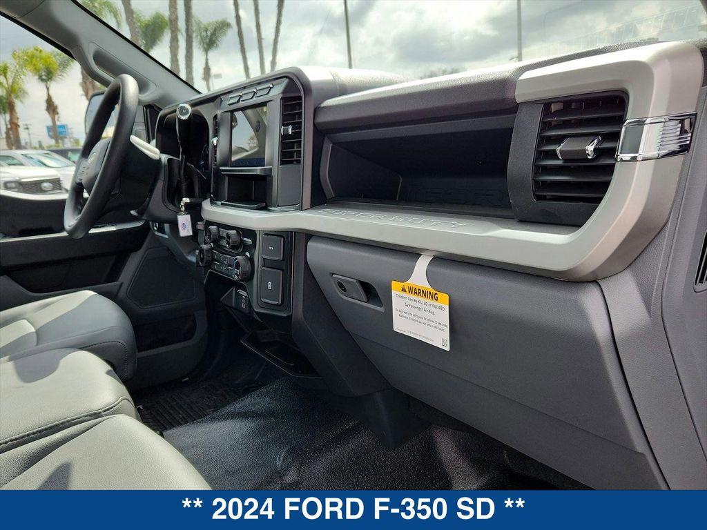 new 2024 Ford F-350 car, priced at $48,570