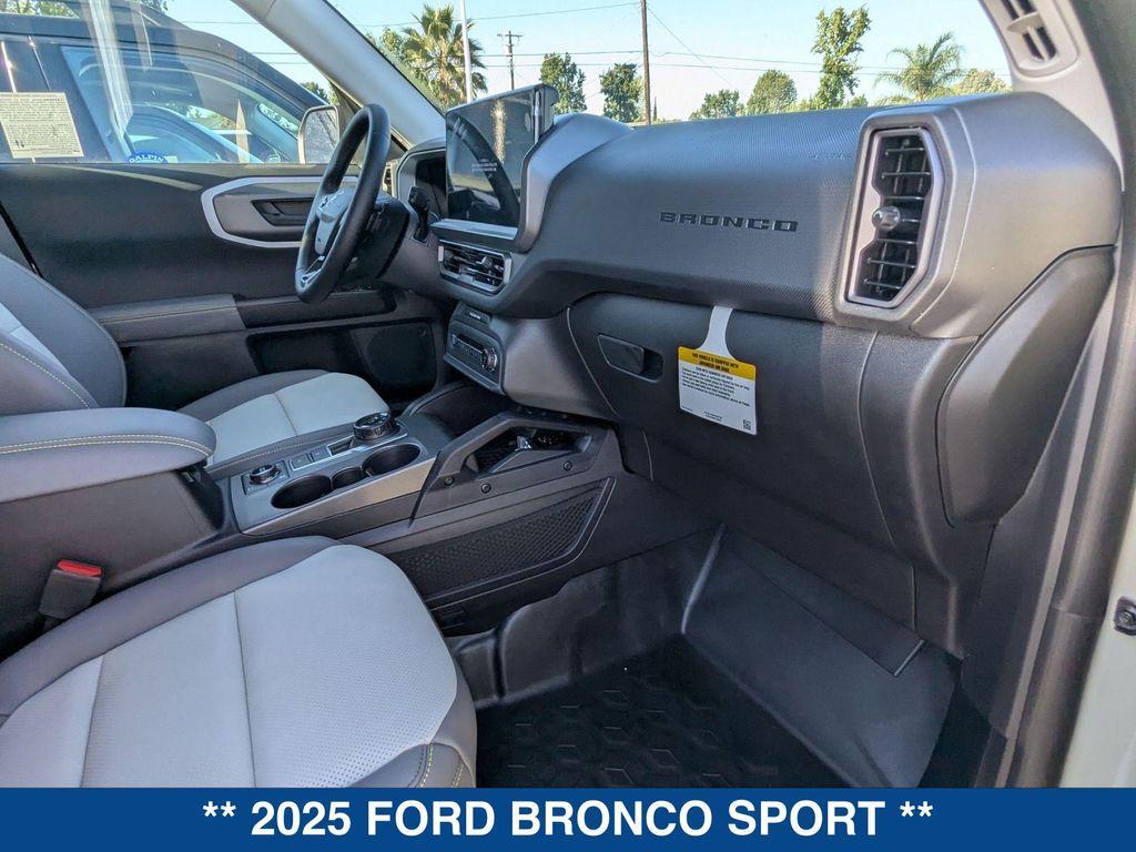 new 2025 Ford Bronco Sport car, priced at $45,495