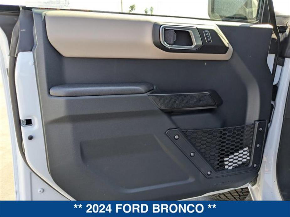 new 2024 Ford Bronco car, priced at $65,645