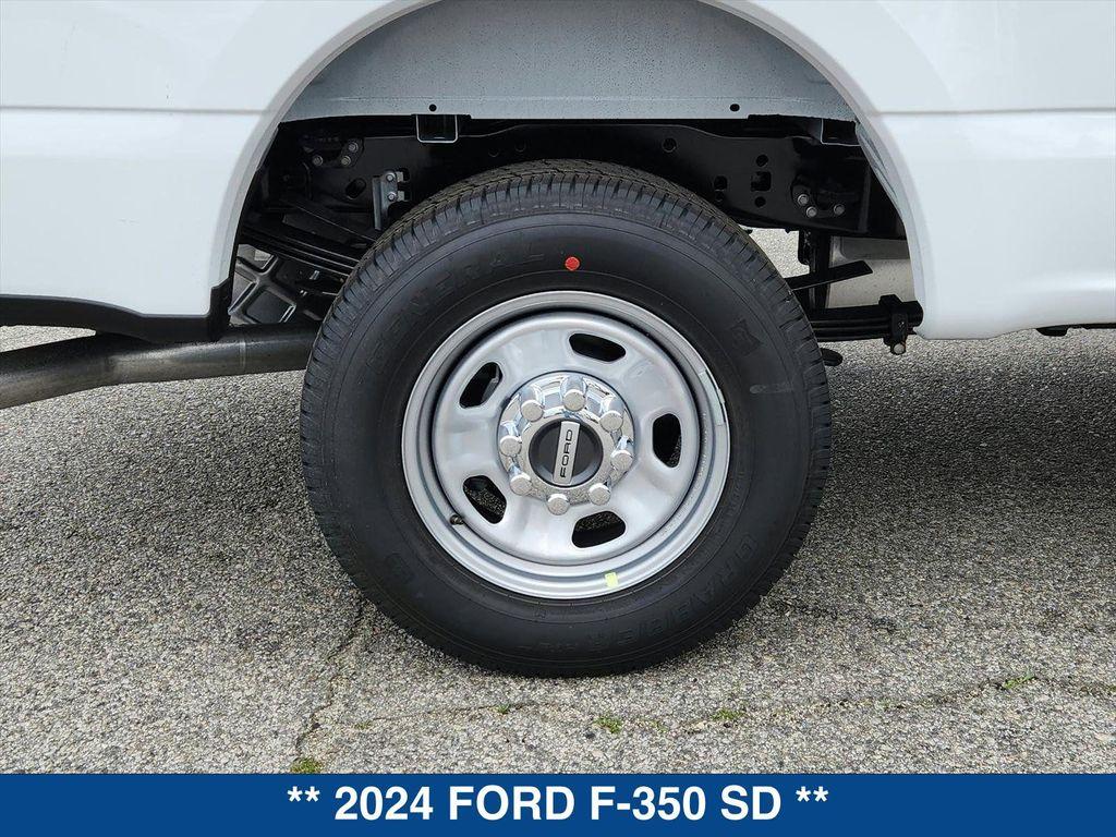 new 2024 Ford F-350 car, priced at $48,320