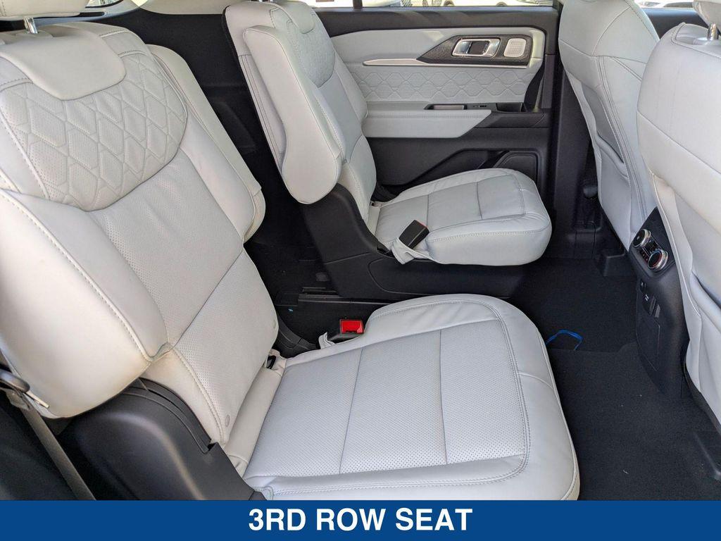 new 2025 Ford Explorer car, priced at $59,345