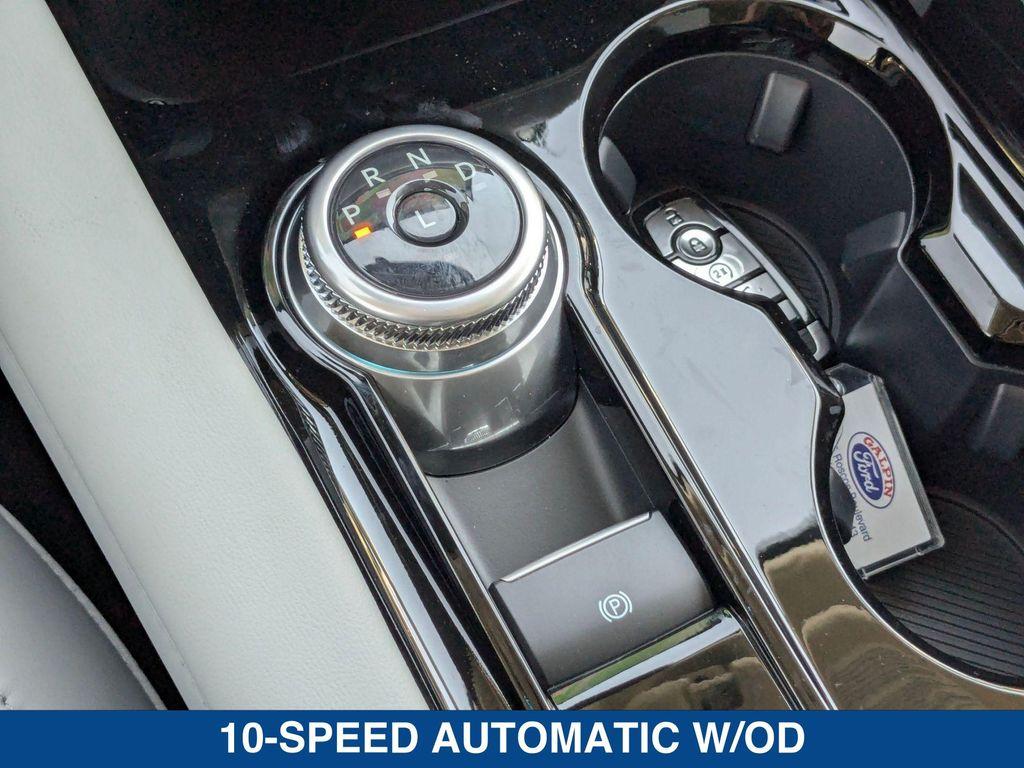 new 2025 Ford Explorer car, priced at $59,345