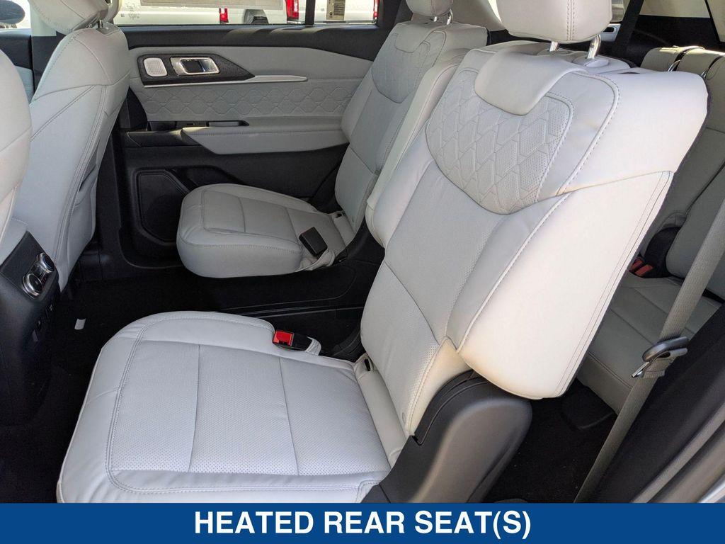 new 2025 Ford Explorer car, priced at $59,345