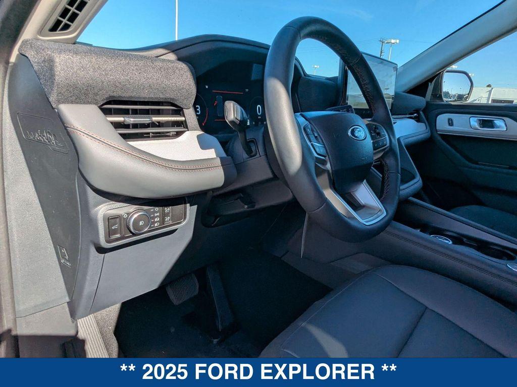 new 2025 Ford Explorer car, priced at $45,825