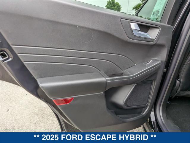 new 2025 Ford Escape car, priced at $36,615