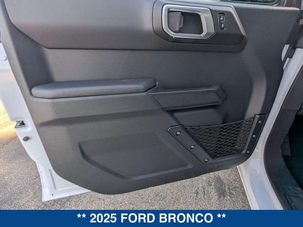 new 2025 Ford Bronco car, priced at $47,970