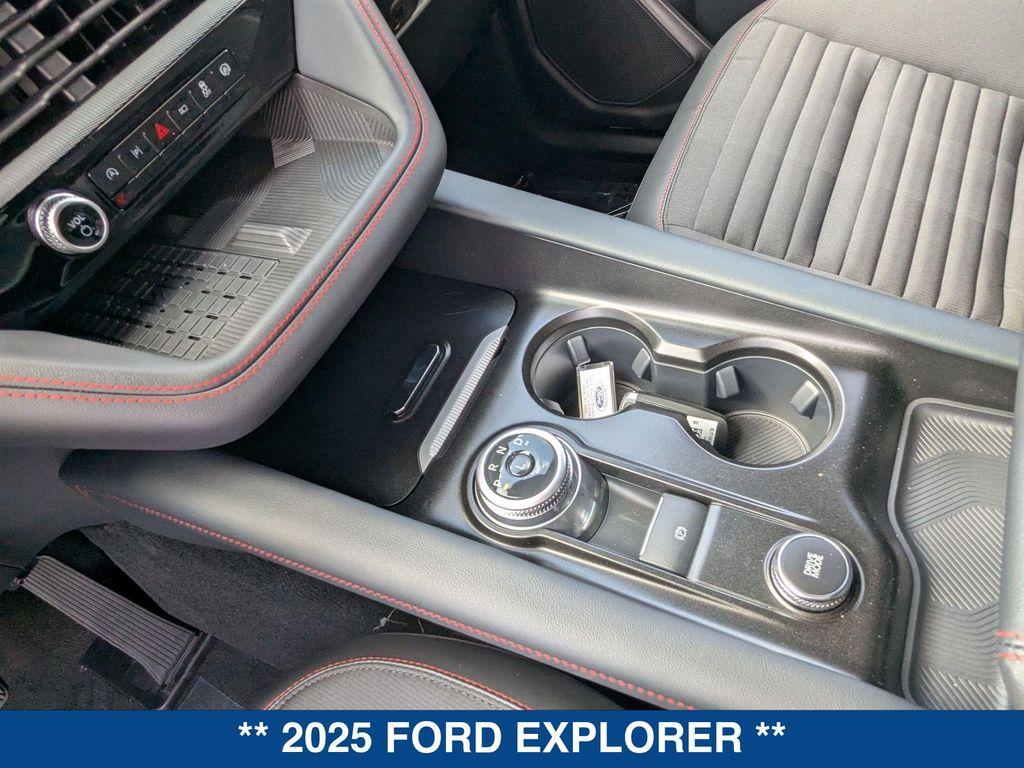 new 2025 Ford Explorer car, priced at $48,075