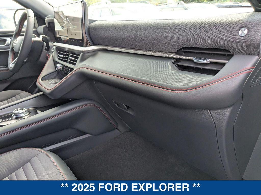 new 2025 Ford Explorer car, priced at $48,075