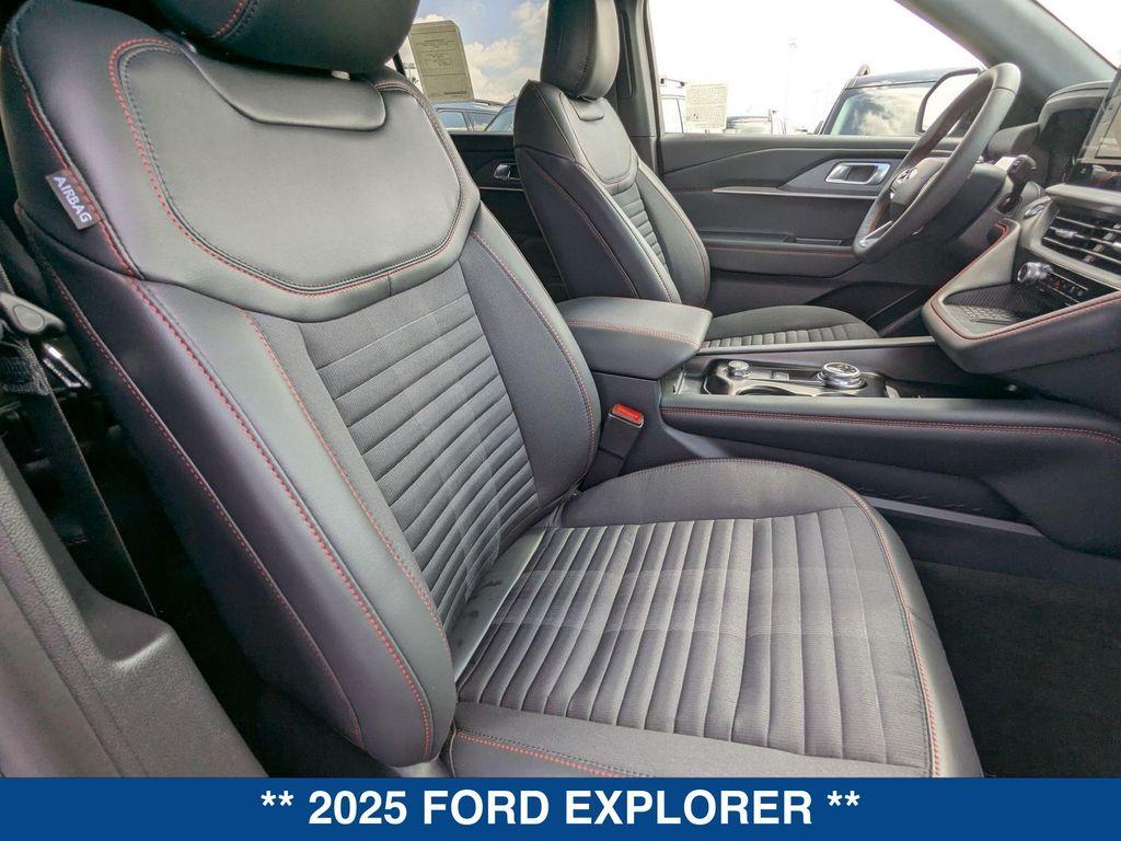 new 2025 Ford Explorer car, priced at $48,075