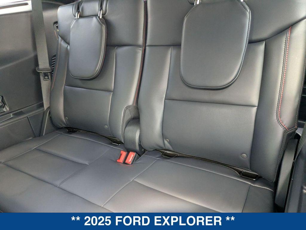new 2025 Ford Explorer car, priced at $48,075