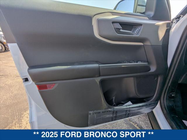 new 2025 Ford Bronco Sport car, priced at $33,185