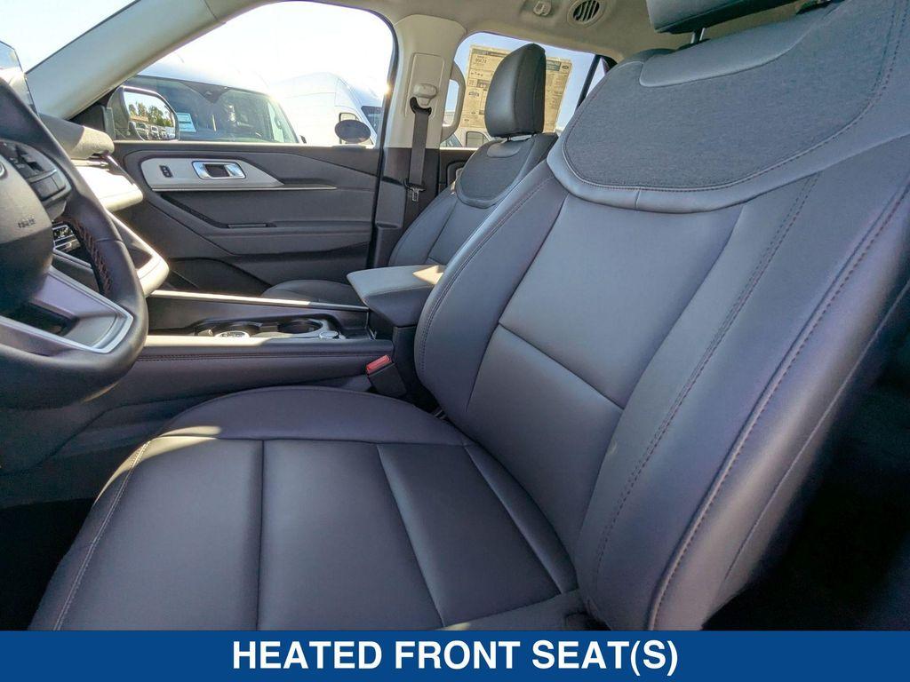new 2025 Ford Explorer car, priced at $46,615
