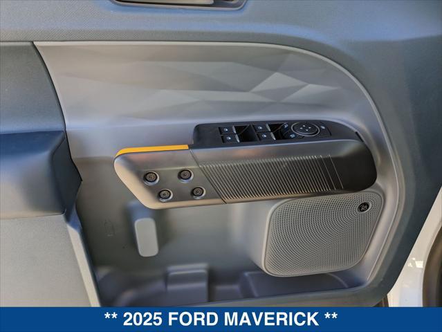 new 2025 Ford Maverick car, priced at $34,995