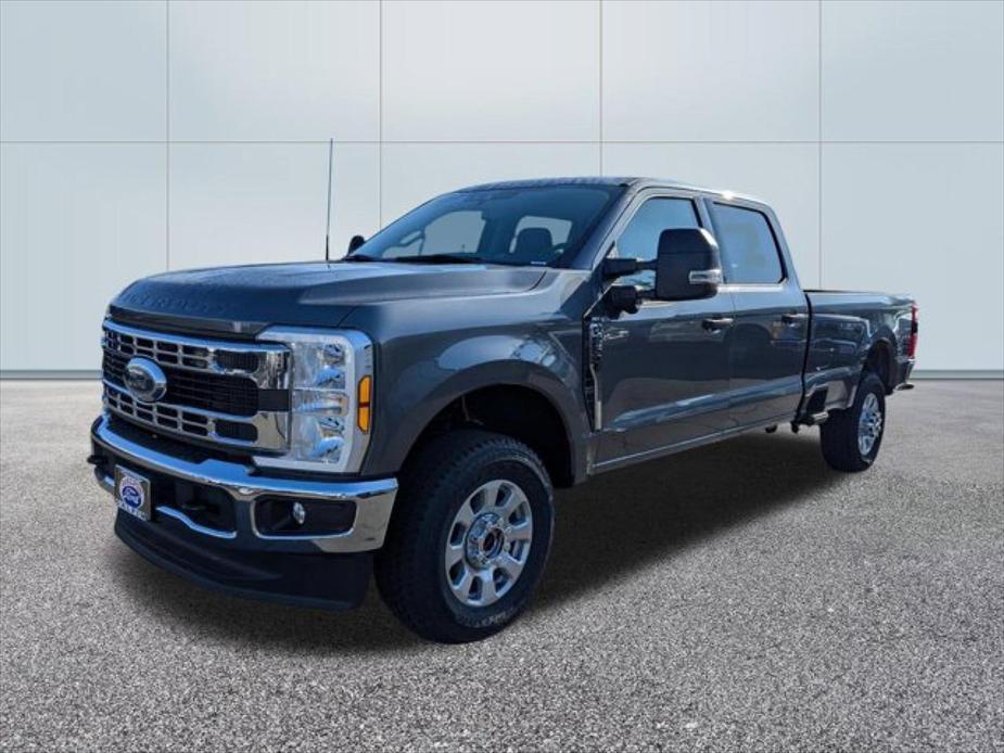 new 2024 Ford F-250 car, priced at $60,975