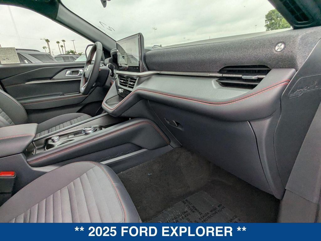 new 2025 Ford Explorer car, priced at $46,715