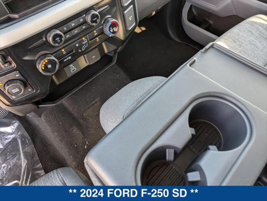 new 2024 Ford F-250 car, priced at $61,825