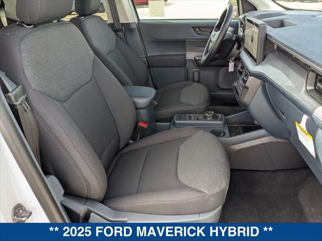 new 2025 Ford Maverick car