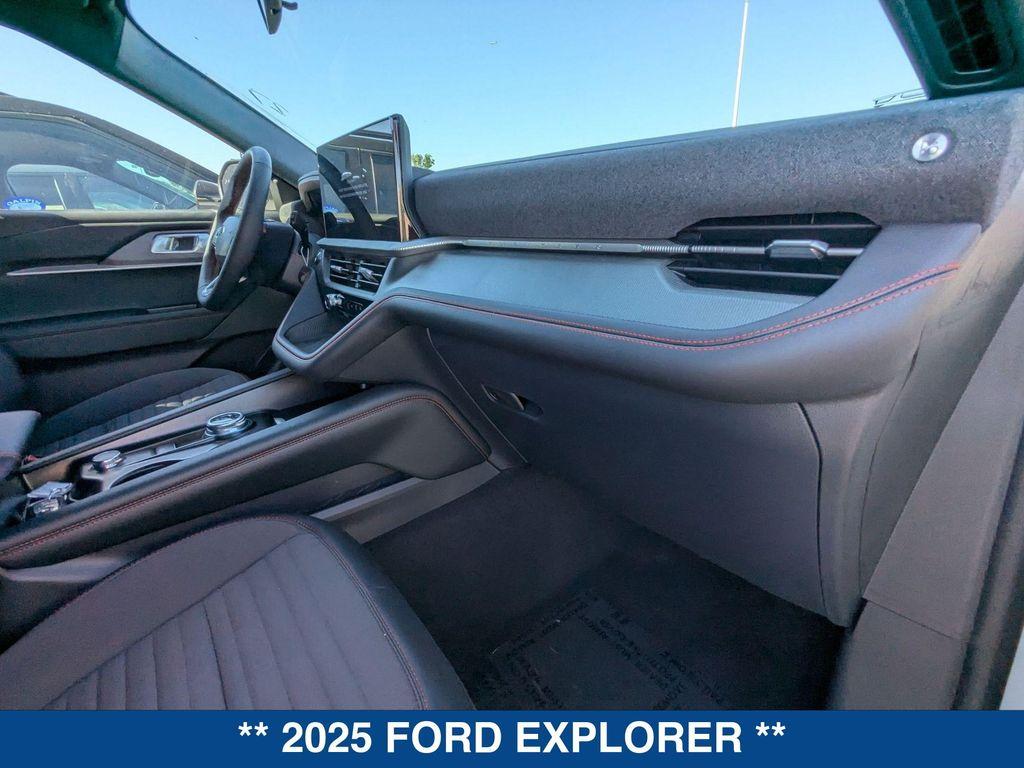 new 2025 Ford Explorer car, priced at $52,805