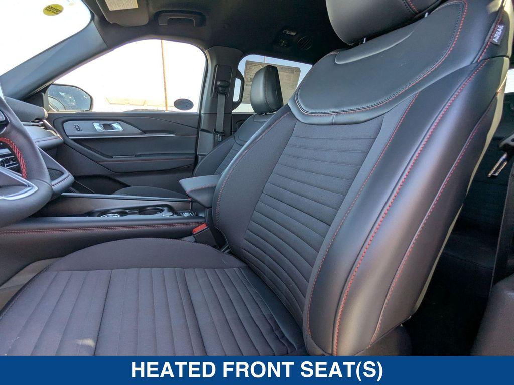 new 2025 Ford Explorer car, priced at $52,805