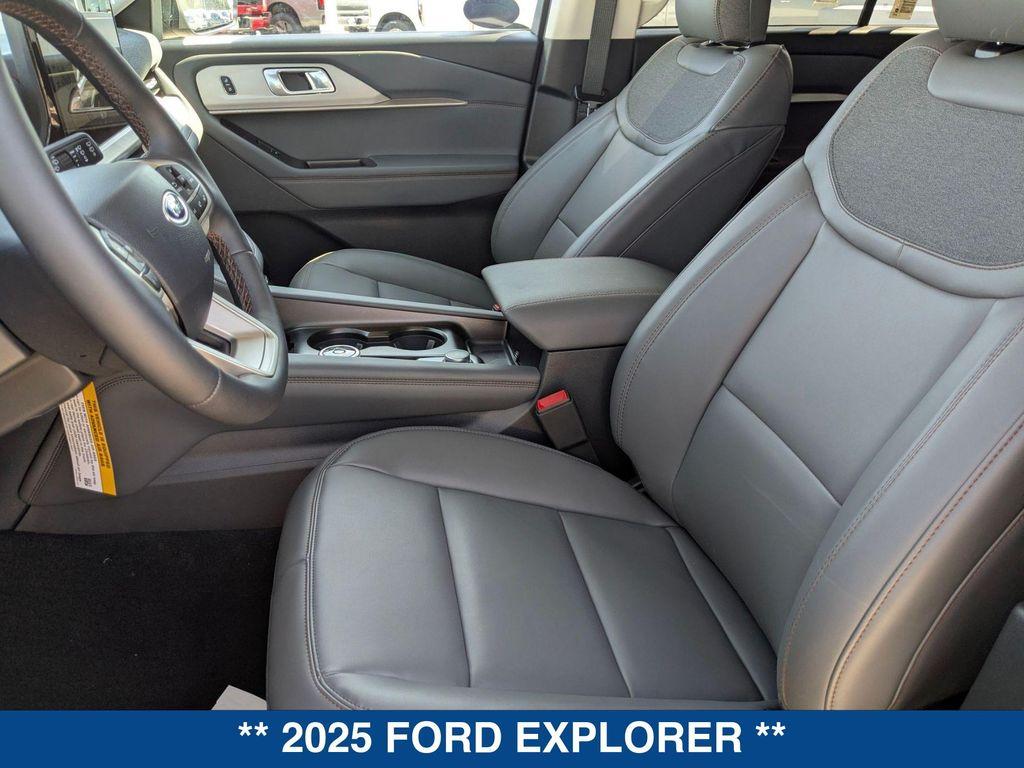 new 2025 Ford Explorer car, priced at $46,260