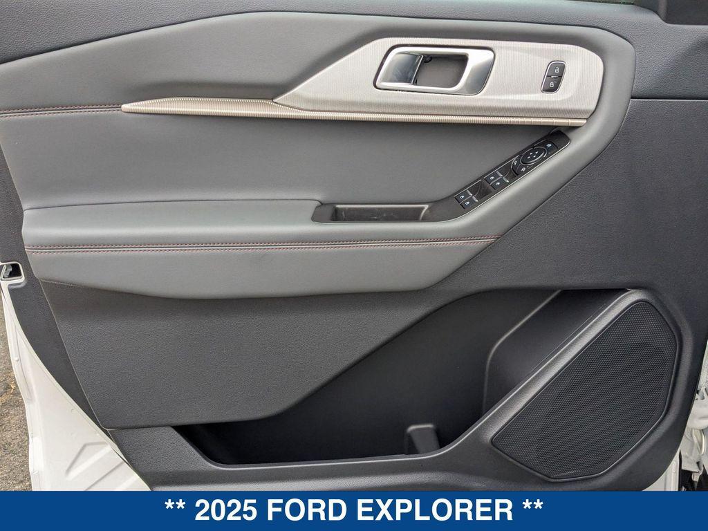 new 2025 Ford Explorer car, priced at $46,620