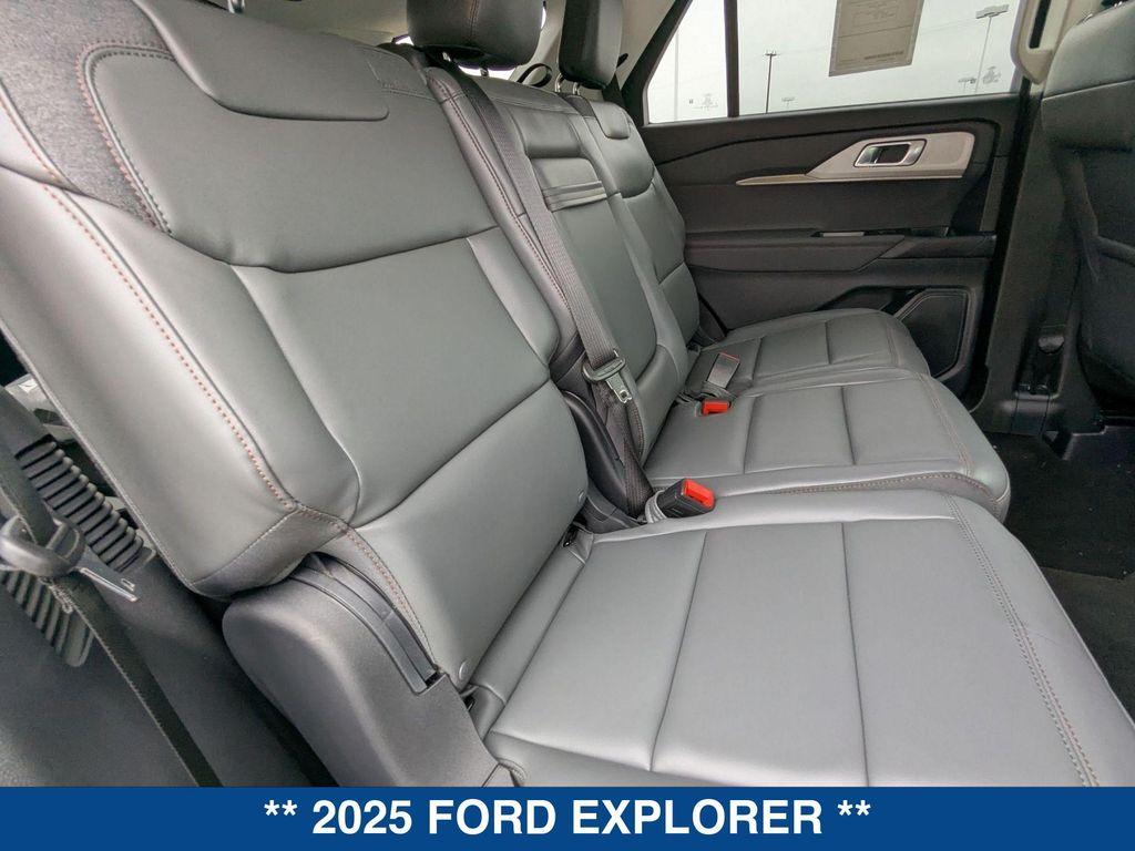 new 2025 Ford Explorer car, priced at $46,620