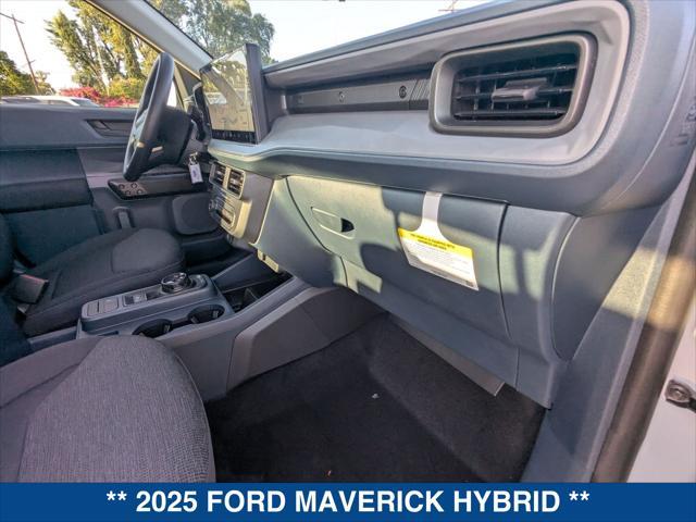 new 2025 Ford Maverick car