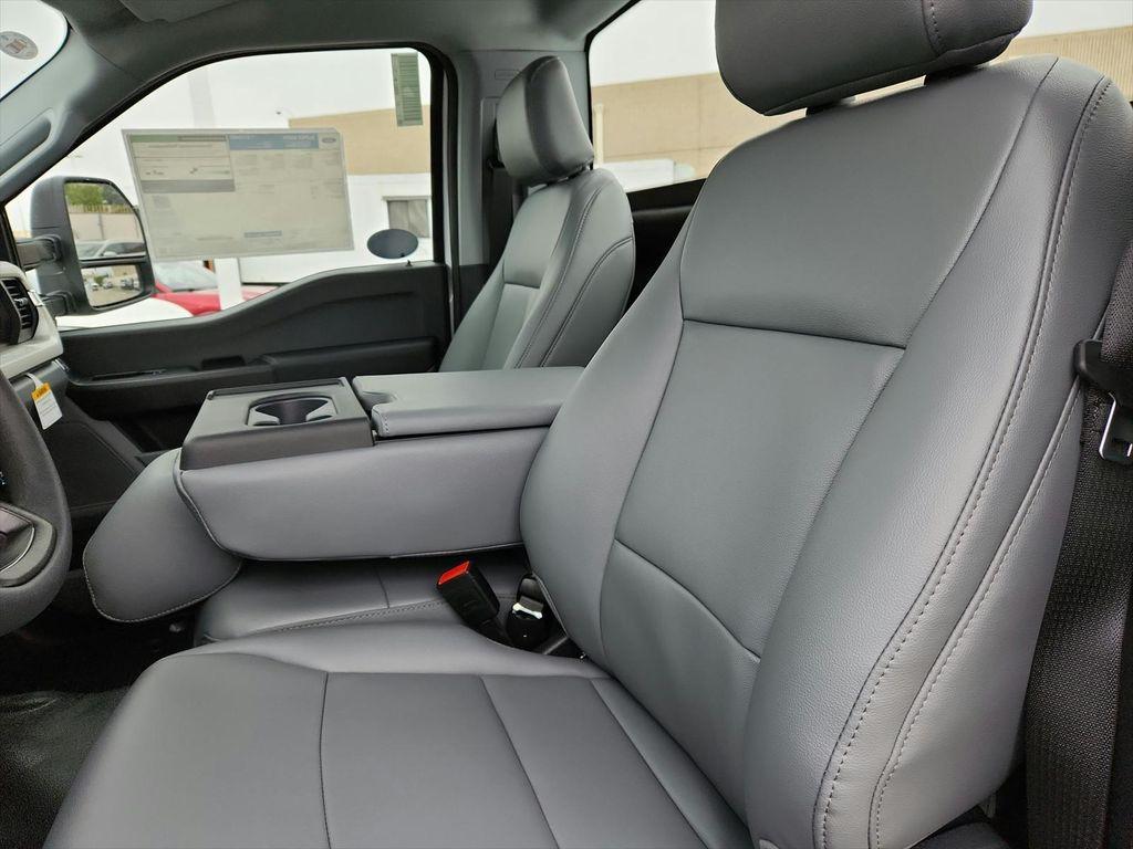 new 2024 Ford F-350 car, priced at $48,410