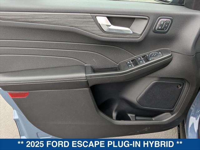 new 2025 Ford Escape car, priced at $43,920