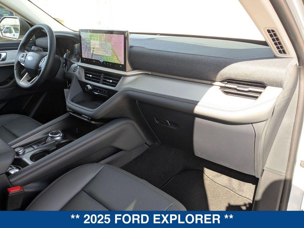 new 2025 Ford Explorer car, priced at $45,665