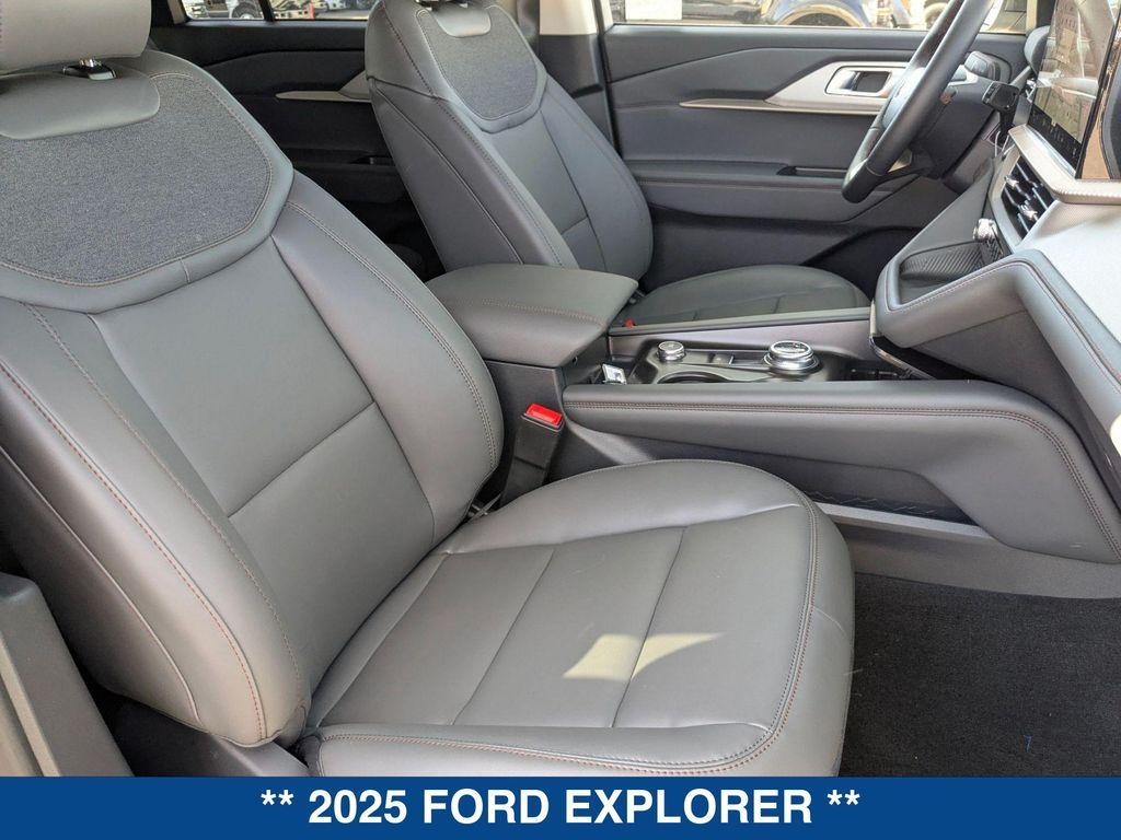 new 2025 Ford Explorer car, priced at $45,665
