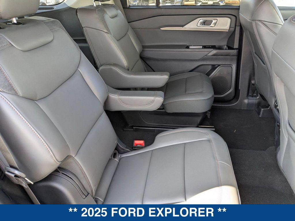 new 2025 Ford Explorer car, priced at $47,115
