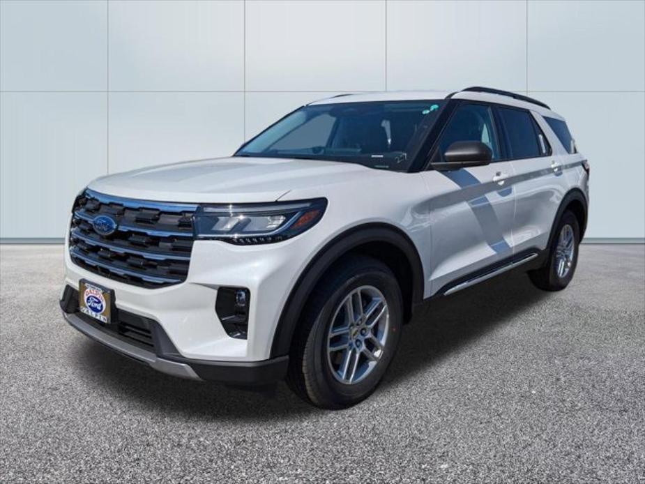 new 2025 Ford Explorer car, priced at $45,665