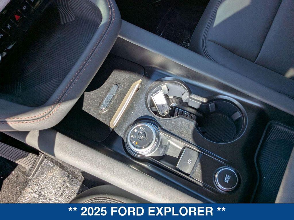 new 2025 Ford Explorer car, priced at $46,620