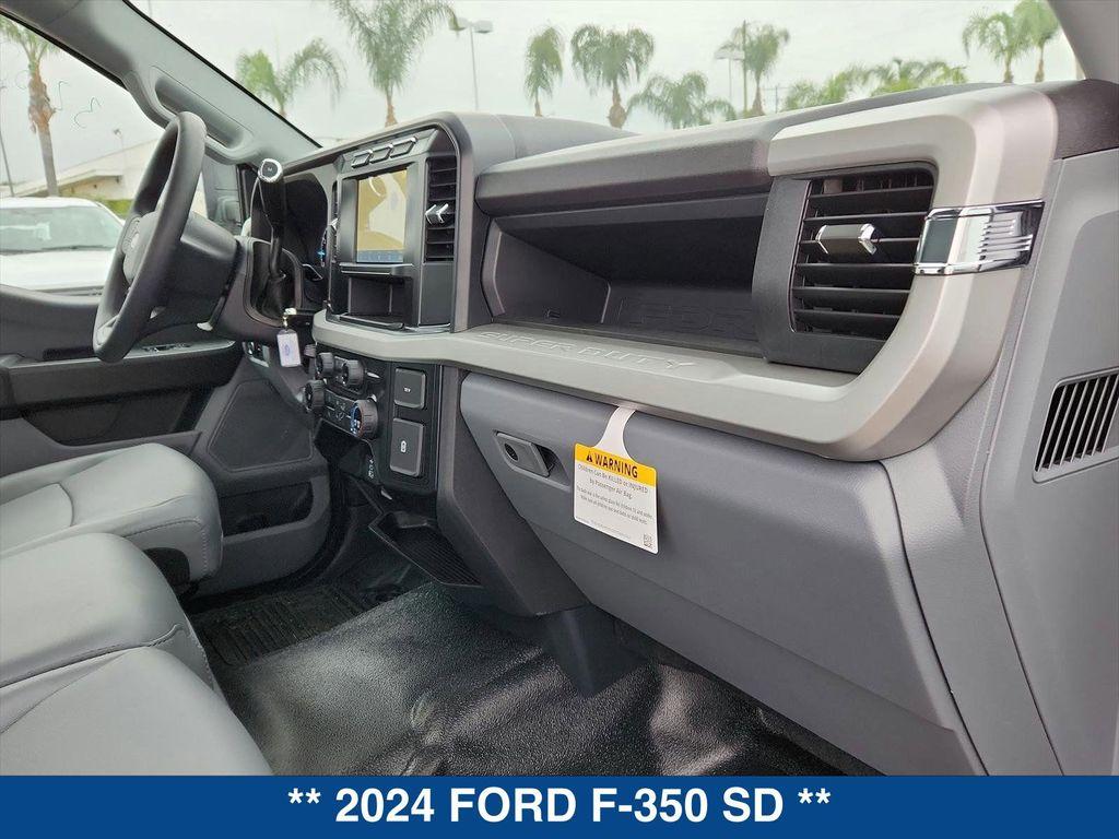 new 2024 Ford F-350 car, priced at $48,640