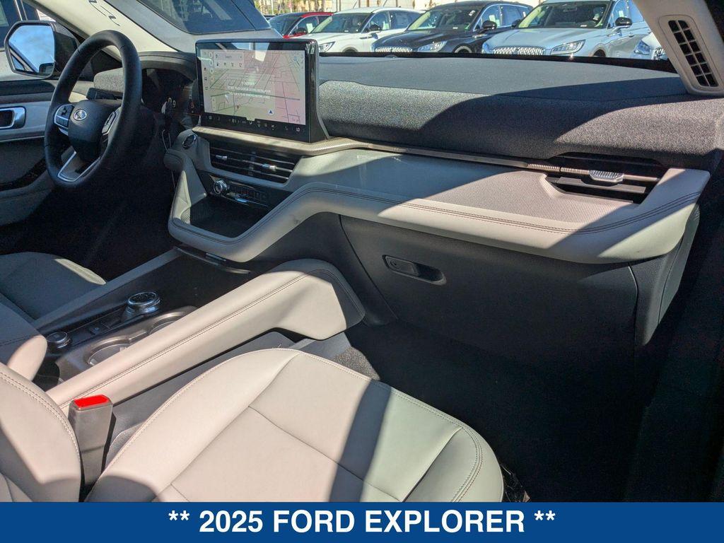 new 2025 Ford Explorer car, priced at $46,415