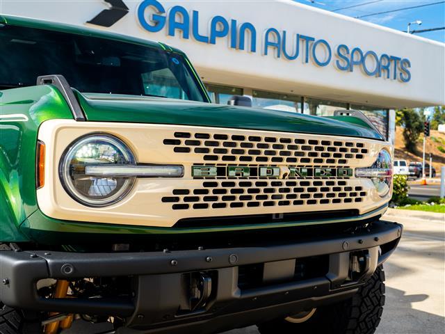 new 2024 Ford Bronco car