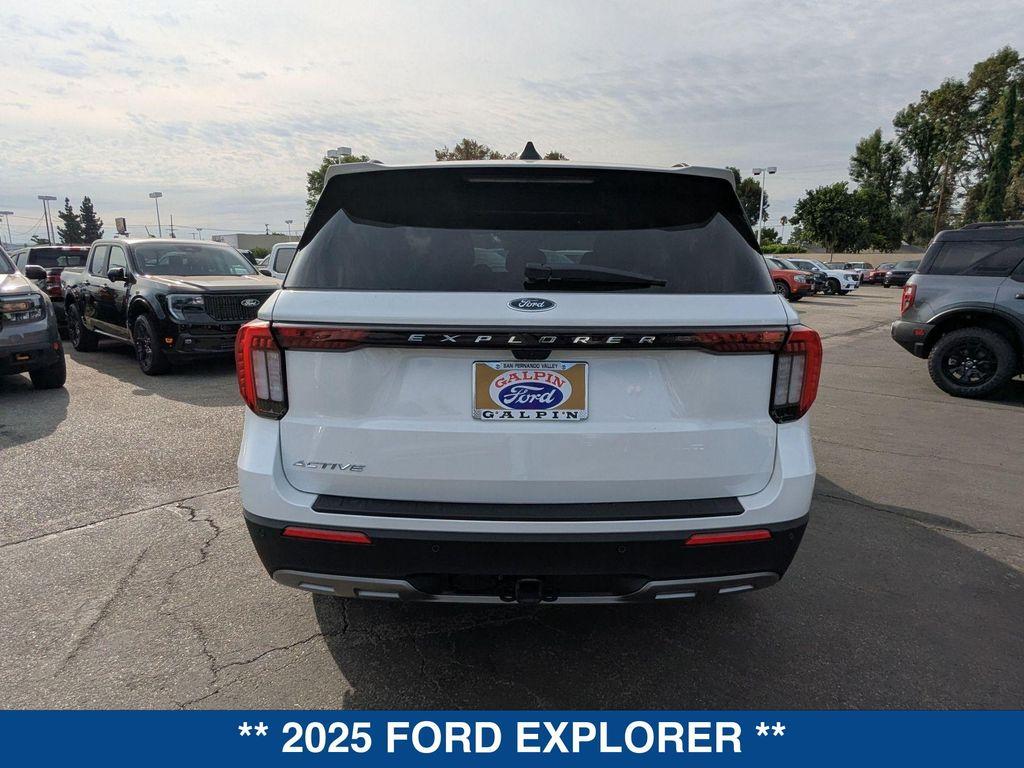 new 2025 Ford Explorer car, priced at $46,060