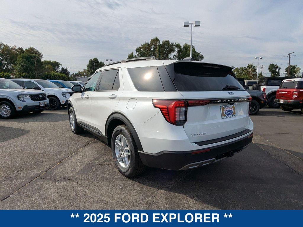 new 2025 Ford Explorer car, priced at $46,060