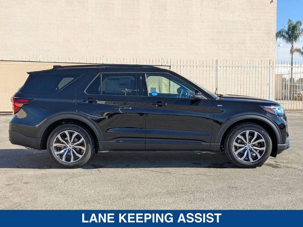 new 2025 Ford Explorer car, priced at $48,475