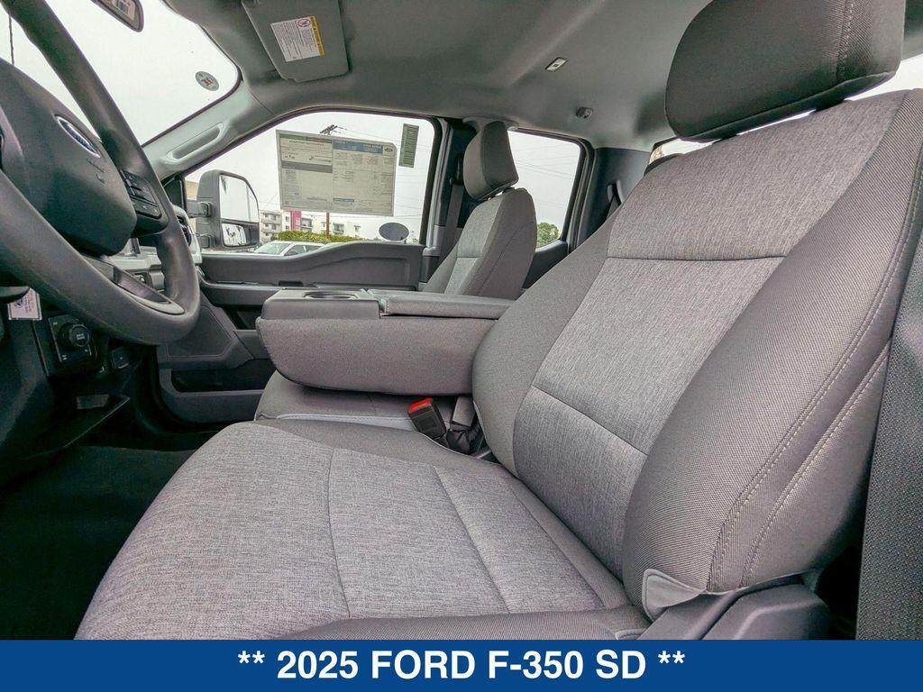 new 2025 Ford F-350 car, priced at $61,160
